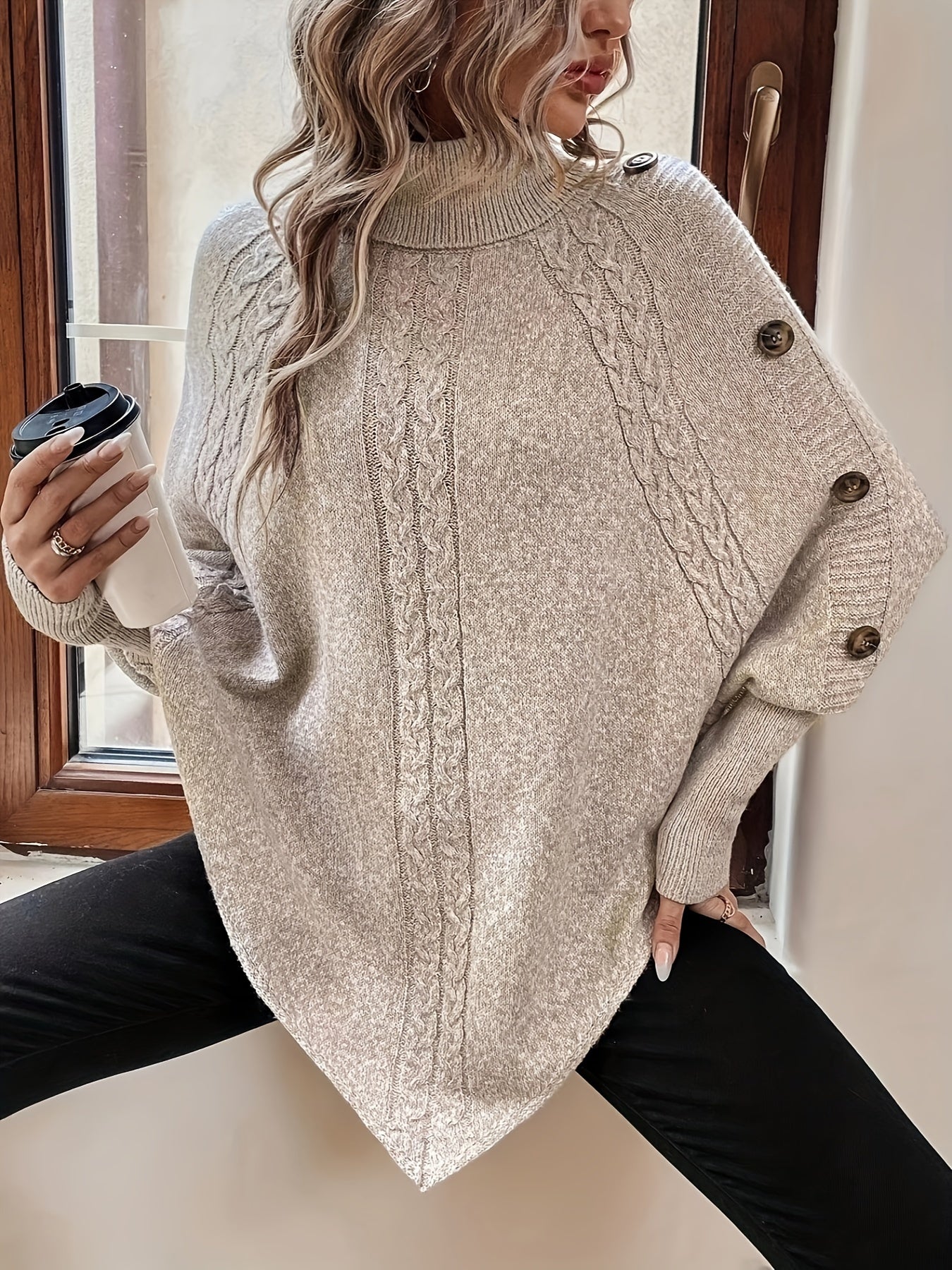Beatrice - Mjukt stickad poncho