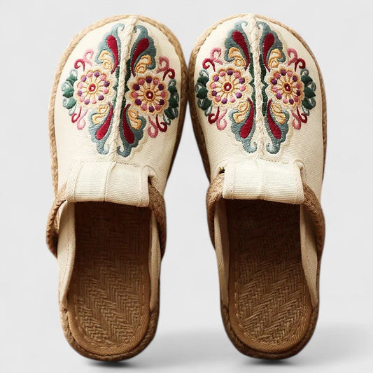 Marousse | Handgjorda Mules - Komfort och Unik Blommig Design för Varje Dag