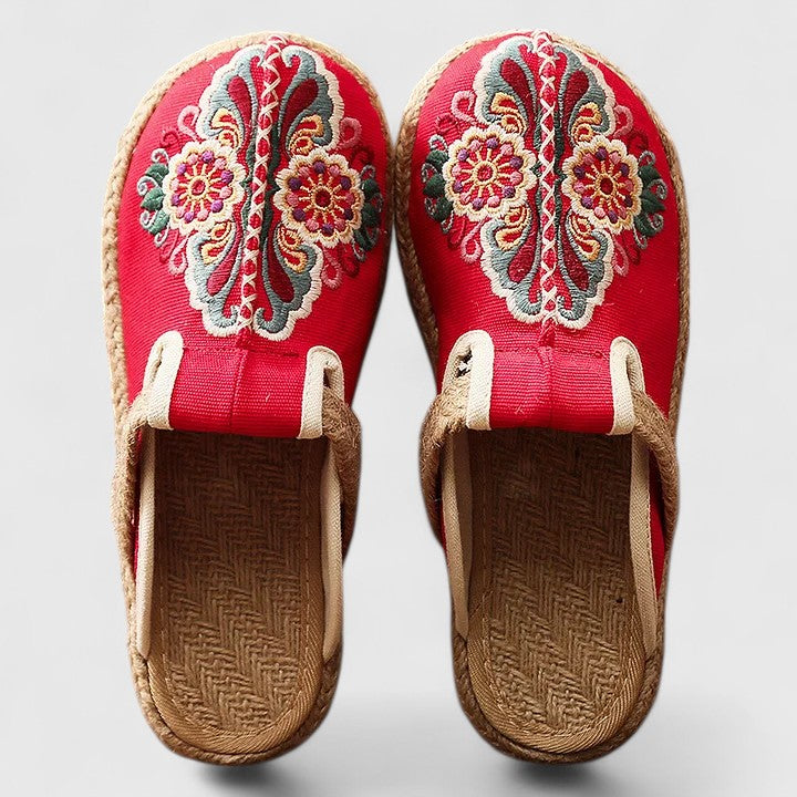 Marousse | Handgjorda Mules - Komfort och Unik Blommig Design för Varje Dag