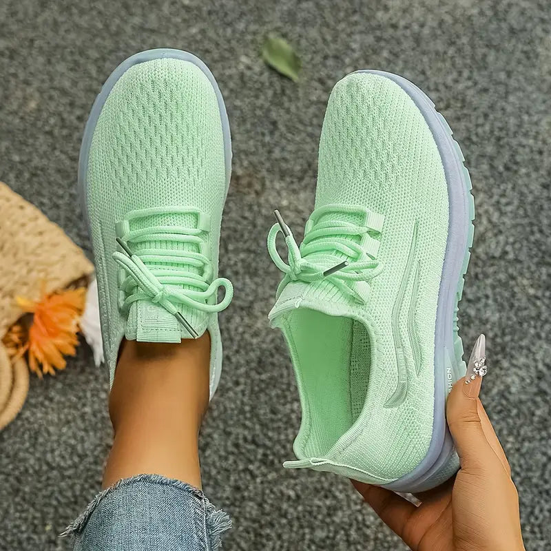 Emma Sneakers för Kvinnor - Lätta och Bekväma Skor för Vardagsbruk