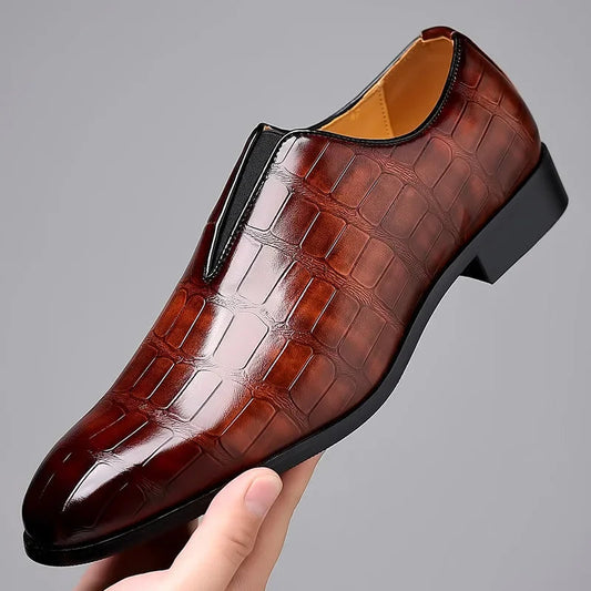 Noah™ - Snygga slip-on-loafers i läder med stenmönster