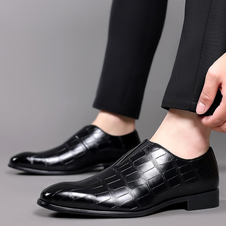 Noah™ - Snygga slip-on-loafers i läder med stenmönster