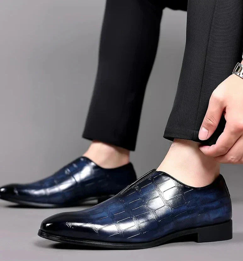 Noah™ - Snygga slip-on-loafers i läder med stenmönster