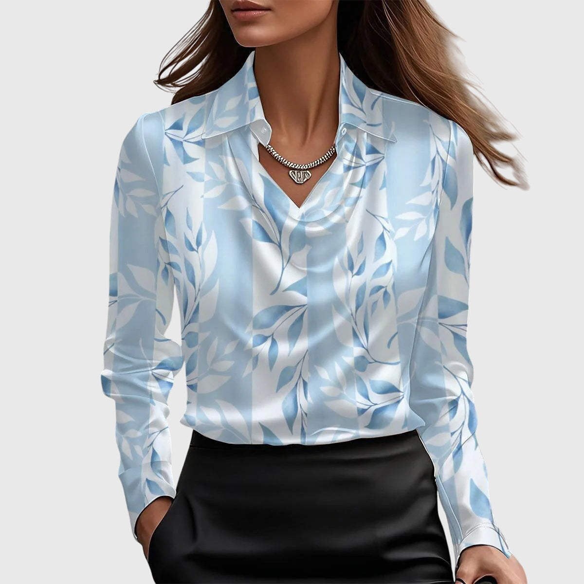 Sylvie™ | Elegant Vit Blus med Plisserad Halsringning