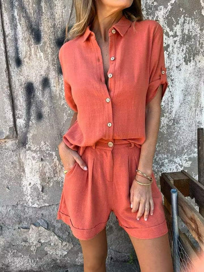Elva Tvådelat Set Dam - Avslappnad Passform med Klassisk Krage och Shorts