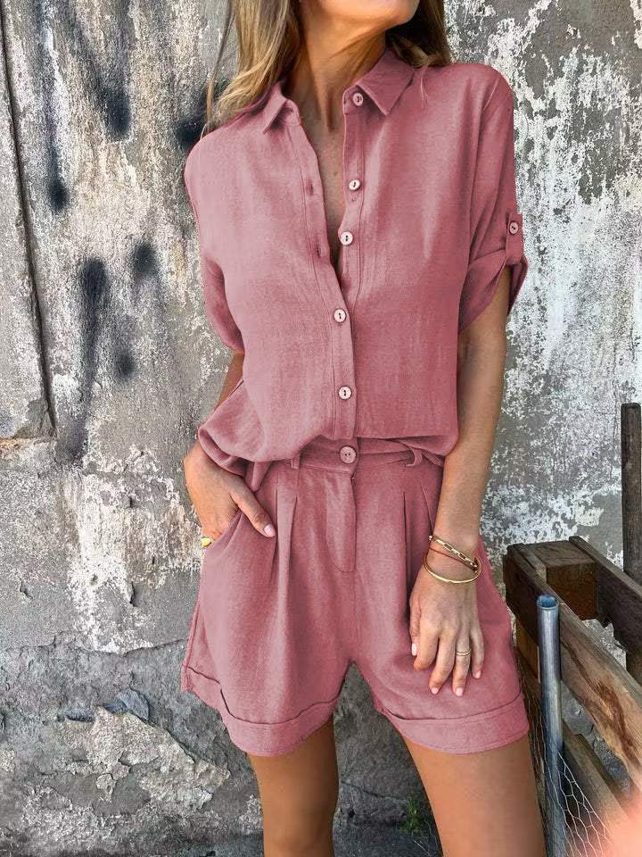 Elva Tvådelat Set Dam - Avslappnad Passform med Klassisk Krage och Shorts